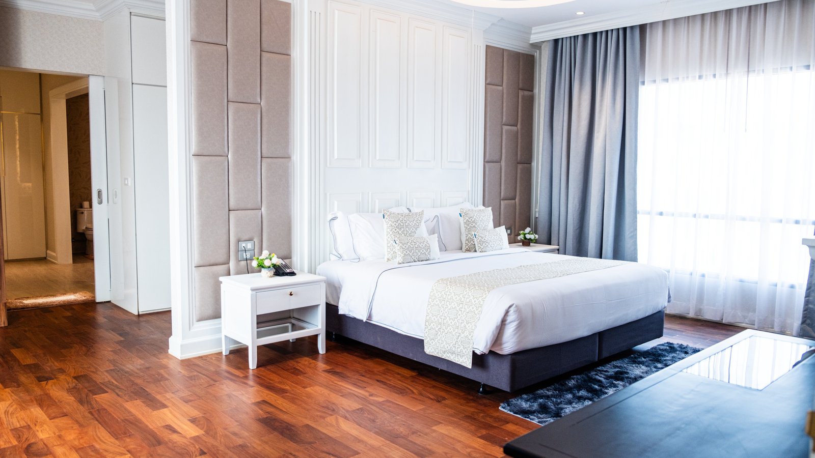 Penthouse King Suite Room